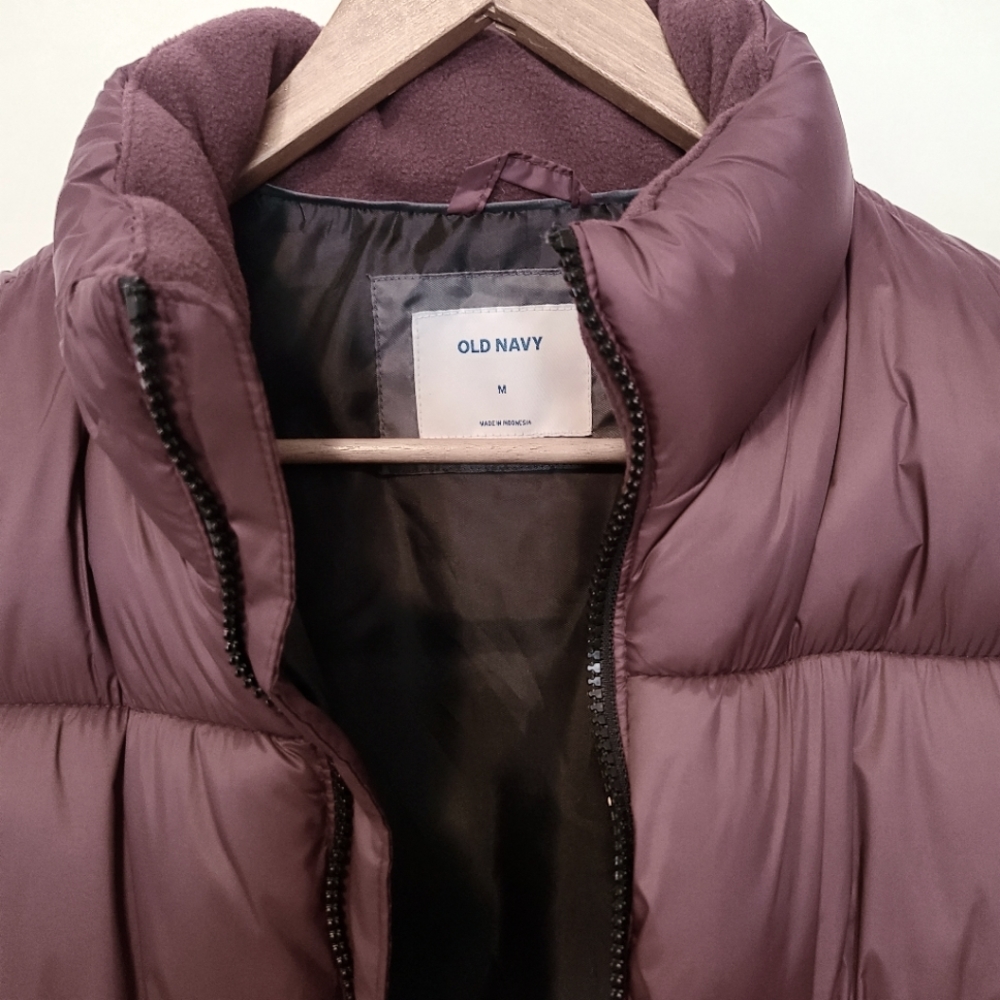 Old Navy Puffer Vest